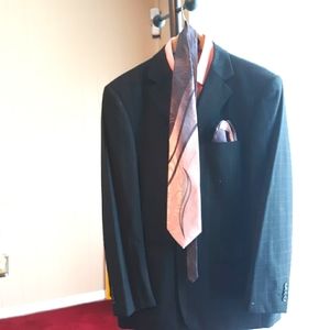Men's 3pc suit, Black w/pink stripes 44R tie and shirt sz 17 sold separately